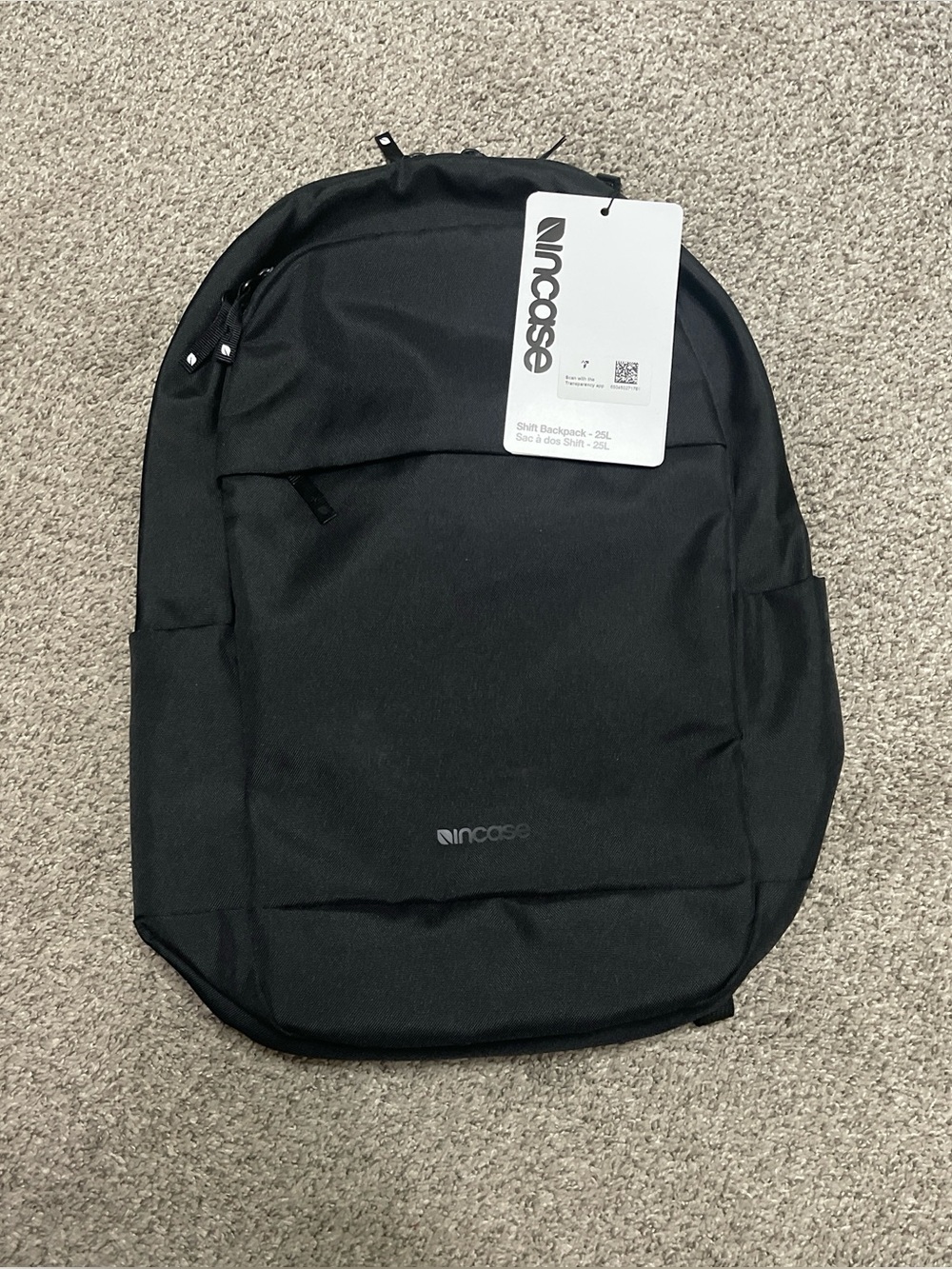 BRAND NEW!! Incase Shift Backpack - Black - 25L